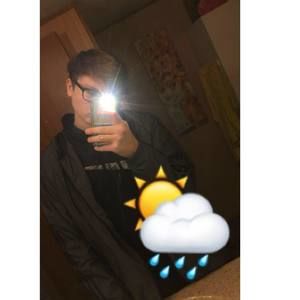 Meet your Posher, Ethan